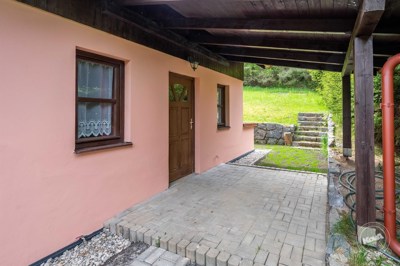 prodej-domu-krepenice-10_optimized