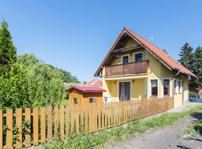 Nymburk_-_Vykáň,_prodej_RD_se_zahradou_a_bazénem_na_pozemku_o_výměře_2997_m2,_potenciál_další_výstavby_2