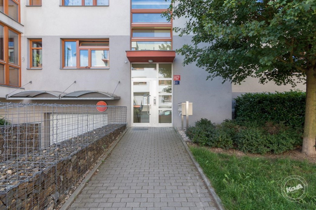 Prodej_bytu_2+kk_Praha_5,_Zbraslava_-_Václava_Rady_17