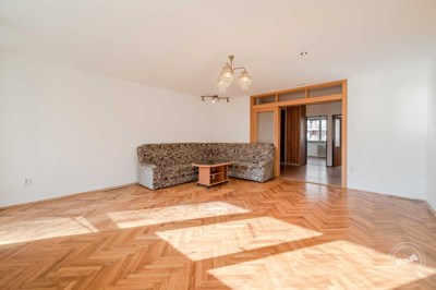 Praha_5_-_Malvazinky,_prodej_bytu_4+1,_126_m2,_lodžie,_sklep_6