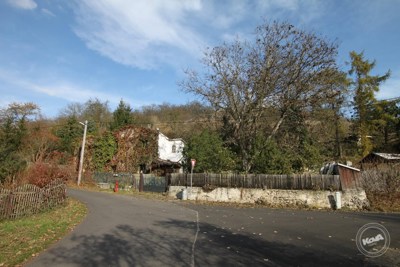 Prodej_domu_4+kk_na_klidném_místě_s_rozsáhlým_pozemkem_3768_m2,_Malhostice_01