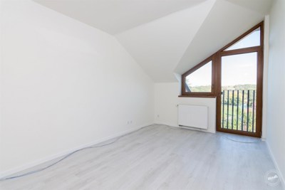 Prodej_rodinného_domu_5+kk,_132_m2_s_garáží_a_pozemkem_011